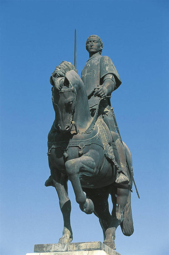 无人,竖图,建筑,马,雕塑,葡萄牙,欧洲,军事,雕像,摄影,南欧,将军,伊比利亚半岛,葡萄牙共和国,自然地理,彩图,莱里亚,科英布拉区,巴塔利亚