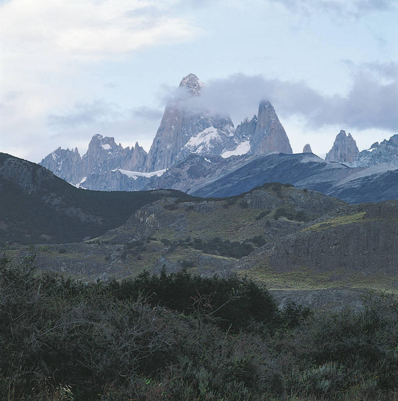 无人,竖图,方图,室外,白天,山,阿根廷,地形,云,风景,天空,自然,南美,摄影,环境,国家公园,巴塔哥尼亚,自然地理,彩图,郊野公园