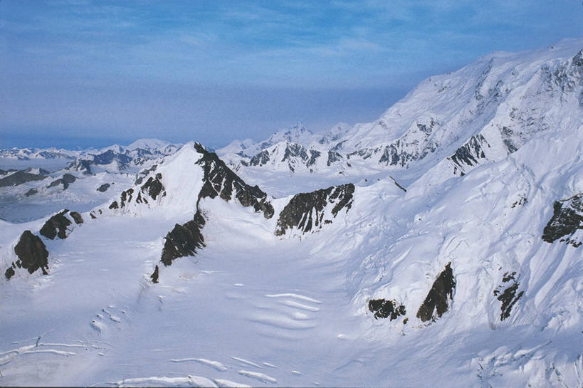 无人,横图,室外,白天,旅游,度假,美景,山,山脉,雪,美国,加拿大,地平线,景观,山顶,辽阔,联合国,地面,宏伟,娱乐,风景,天空,自然,享受,休闲,广阔,景色,放松,寒冷,摄影,宁静,一望无际,环境,北美,北美洲,自然风光,延伸,美洲,阿拉斯加,阿拉斯加州,天地相交,北亚美利加洲,亚美利加洲,最后的边疆,午夜阳光之地,卑诗省,不列颠哥伦比亚,不列颠哥伦比亚省,无边无际,一马平川,大不列颠哥伦比亚,自然地理,彩图,旅行,卑斯省,美利坚合众国,联合国教科文组织,圣埃利亚斯山脉