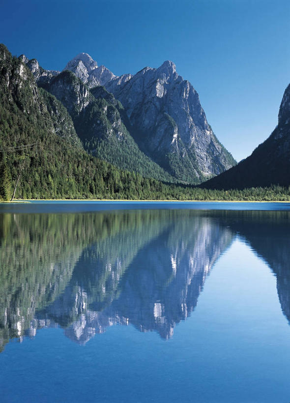 无人,竖图,室外,白天,湖,森林,山,意大利,反射,风景,天空,自然,摄影,宁静,环境,南欧,意大利文化,万里无云,地质学,多洛米蒂山脉,自然地理,彩图,旅行,火山学