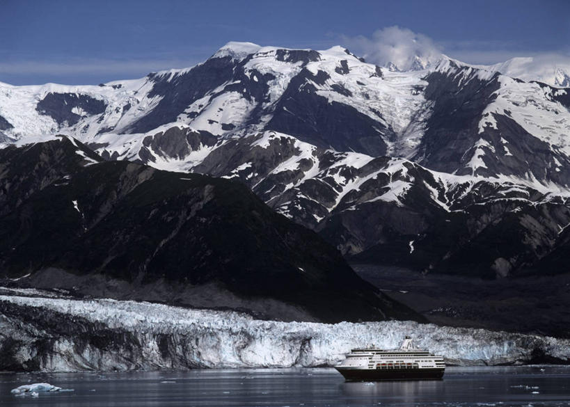 无人,横图,室外,白天,旅游,度假,海洋,美景,山,山脉,水,雪,雪山,美国,冰,地形,景观,山顶,娱乐,风景,自然,地标建筑,邮轮,享受,休闲,景色,放松,摄影,气象,气候,国家公园,客船,自然风光,冰河,阿拉斯加,冰河湾国家公园,自然地理,彩图,旅行,郊野公园