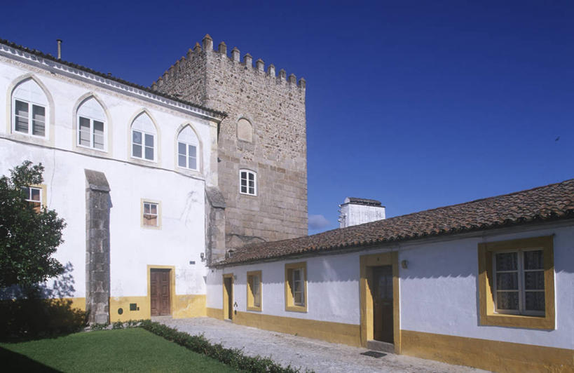 无人,宫殿,横图,室外,白天,建筑,葡萄牙,历史,天空,地标建筑,摄影,宁静,伊比利亚半岛,万里无云,阿连特茹,埃武拉,彩图,旅行