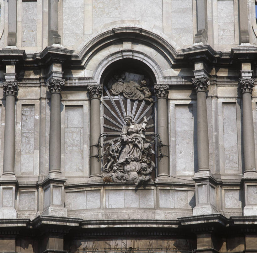 无人,横图,方图,室外,白天,仰视,建筑,意大利,节日,装饰,历史,文化,祈祷,健康,许愿,摄影,宗教,信仰,纪念,祈求,基督教,西西里,南欧,天主教,意大利文化,巴洛克风格,卡塔尼亚,平安,彩图,低角度拍摄,旅行,大教堂