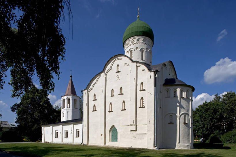 无人,教堂,横图,室外,白天,建筑,俄罗斯,钟楼,塔,历史,地标建筑,摄影,宗教,基督教,圆顶建筑,宗教建筑,东正教,诺夫哥罗德,彩图,旅行,俄罗斯文化