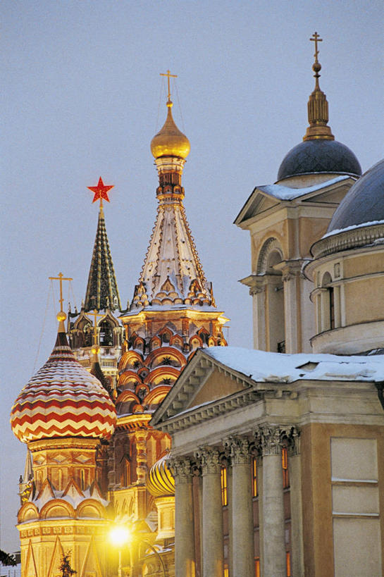 无人,教堂,竖图,室外,城市,建筑,俄罗斯,古城,尖顶,光亮,首都,历史,黄昏,地标建筑,摄影,宗教,照亮,基督教,圆顶建筑,莫斯科,克里姆林宫,东正教,彩图,旅行,俄罗斯文化