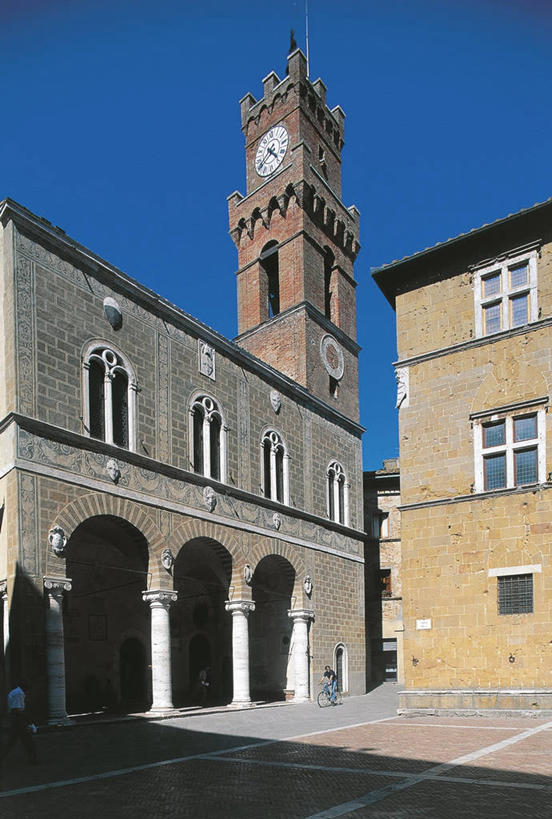 竖图,室外,白天,建筑,意大利,历史,钟塔,摄影,南欧,意大利文化,托斯卡纳区,皮恩札,彩图,旅行