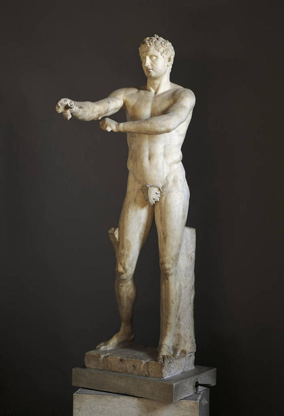 裸体,无人,运动员,站,竖图,雕塑,黑色背景,标志,雕像,符号,拿着,标识,古罗马,古代,摄影,性别符号,古希腊,美术工艺,彩图,影棚拍摄,无花果叶,男性符号