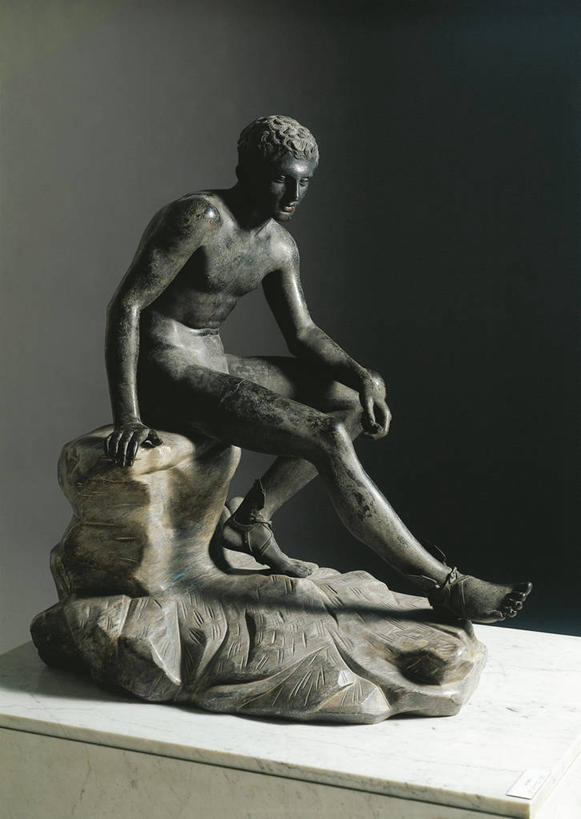 无人,竖图,雕塑,灰色背景,神话,标志,雕像,符号,标识,古罗马,古代,灰色,摄影,性别符号,古希腊,彩图,影棚拍摄,男性符号,爱马仕