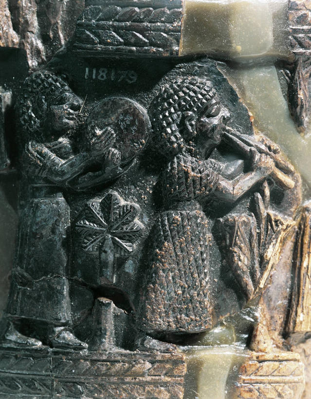 无人,竖图,特写,象牙,雕塑,表演,艺术,标志,符号,乐器,音乐,历史,表演者,标识,扮演,古代,摄影,宗教,手鼓,演出,长笛,手艺,游行,音乐人,性别符号,古代文明,美术工艺,彩图,男性符号,过去