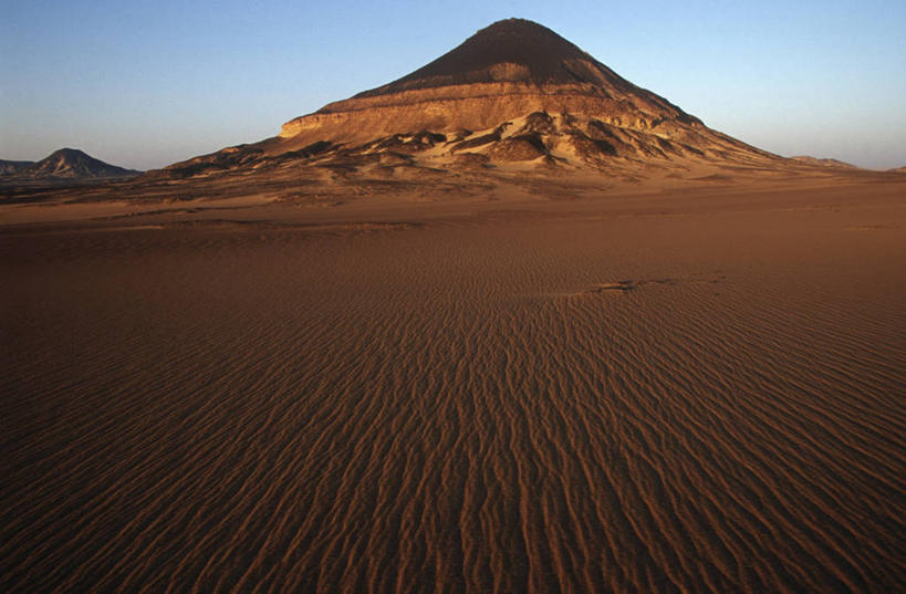 无人,横图,室外,白天,留白,旅游,度假,美景,沙漠,山,埃及,沙子,地形,景观,山顶,娱乐,风景,自然,享受,休闲,景色,放松,摄影,宁静,中东,自然风光,野地,万里无云,自然地理,彩图,独处