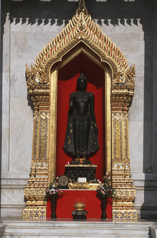 无人,竖图,室外,白天,建筑,花瓶,曼谷,泰国,标志,雕像,符号,拱门,首都,标识,佛,花束,摄影,佛教,祭坛,云石寺,性别符号,彩图,男性符号