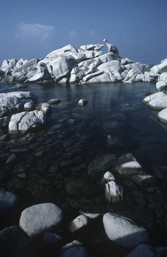 无人,竖图,室外,白天,旅游,度假,海洋,美景,法国,景观,海湾,娱乐,风景,自然,享受,休闲,景色,放松,摄影,宁静,科西嘉,岩层,自然风光,博尼法乔,自然地理,岩石,彩图