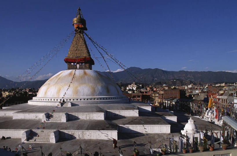 横图,室外,白天,度假,美景,山脉,城市风光,城市,建筑,尼泊尔,景观,首都,历史,娱乐,佛塔,地标建筑,享受,休闲,景色,放松,摄影,宁静,加德满都,博达塔,喇嘛教,万里无云,彩图