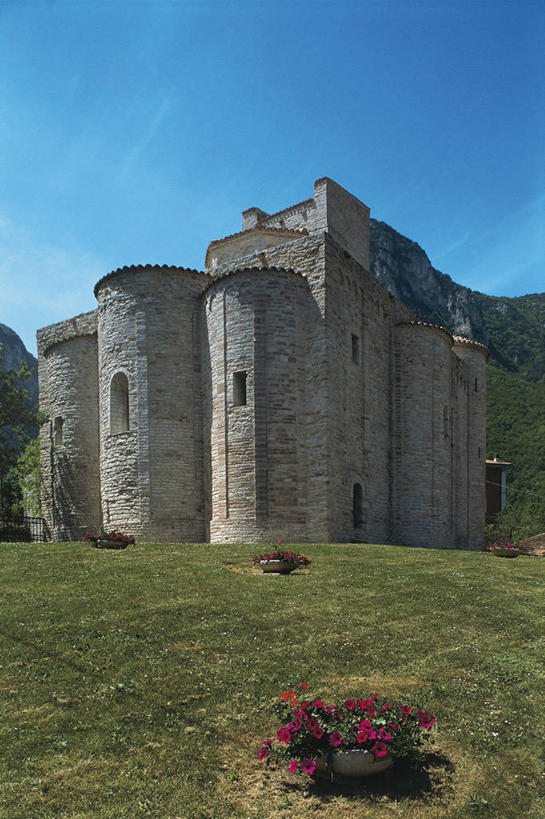 无人,竖图,室外,白天,建筑,日光,意大利,历史,摄影,宁静,基督教,马尔凯大区,美术工艺,彩图