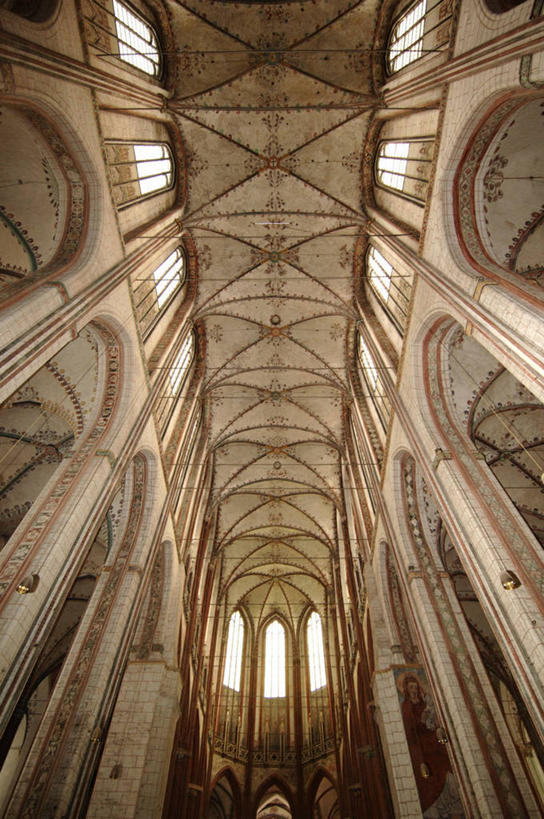 无人,教堂,竖图,室内,白天,仰视,天花板,建筑,德国,欧洲,宏伟,摄影,基督教,西欧,德国文化,哥特式风格,德意志联邦共和国,石荷州,石勒苏益格.荷尔斯泰因,石勒苏益格.荷尔斯泰因州,彩图,低角度拍摄