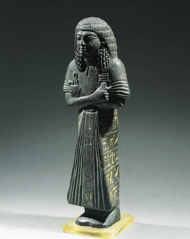 无人,站,竖图,雕塑,灰色背景,艺术,装饰,雕刻,雕像,拿着,历史,古代,一个,灰色,工艺品,摄影,宗教,单个,纪念,美术,主题,陈列,功能,美学,古代文明,美术工艺,发型,彩图,影棚拍摄,过去,辉绿岩