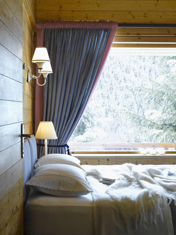 无人,竖图,室内,白天,窗帘,床,卧室,法国,墙,床上用品,现代,灯,白色,摄影,彩图,装裱