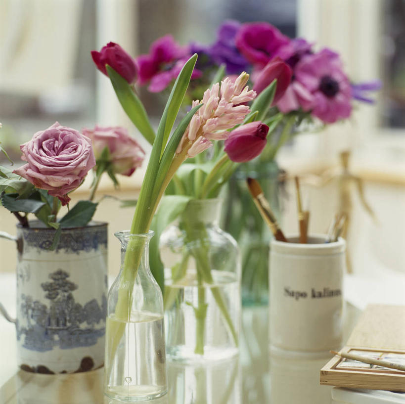 无人,横图,方图,室内,特写,白天,美景,植物,家具,桌子,白头翁,风信子,玫瑰,景观,花,排列,粉色,自然,花束,春天,景色,摄影,银莲花,环境,自然风光,彩图