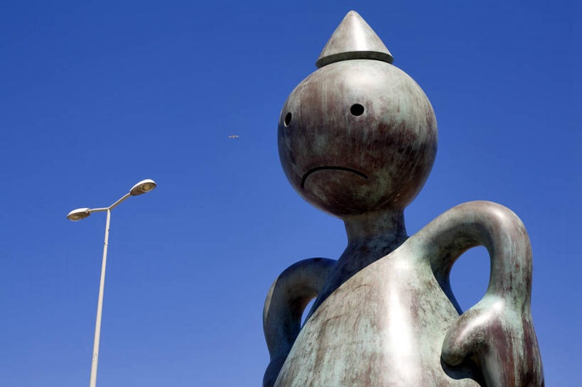 无人,横图,室外,白天,仰视,旅游,度假,标志建筑,地标,建筑,路灯,照明,雕塑,欧洲,荷兰,阴影,艺术,装饰,光线,雕刻,雕像,影子,灯光,娱乐,建设,灯,蓝色,蓝天,天空,阳光,工艺品,天,享受,休闲,旅游胜地,放松,晴朗,纪念,照亮,美术,照明设备,西欧,主题,陈列,万里无云,功能,美学,荷兰王国,尼德兰王国,海牙,晴空,晴空万里,彩图,低角度拍摄,斯海弗宁恩,贝尔登博物馆