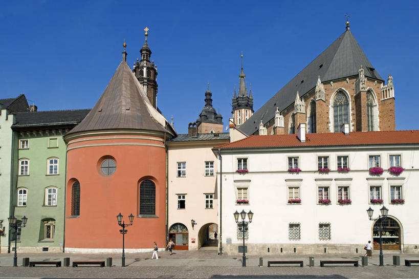 无人,家,横图,室外,白天,正面,度假,美景,窗户,城市风光,城市,路灯,照明,欧洲,波兰,阴影,光线,影子,房屋,墙,屋子,景观,公寓,灯光,娱乐,洋房,楼房,玻璃窗,墙壁,墙面,住宅,灯,蓝色,蓝天,天空,阳光,天,享受,休闲,景色,放松,晴朗,照亮,照明设备,中欧,万里无云,波兰共和国,克拉科夫,克拉科夫省,晴空,晴空万里,彩图,房子,克拉科夫老城