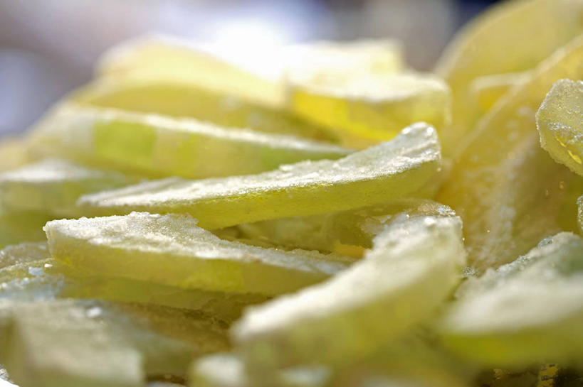 无人,横图,俯视,室内,特写,白天,柠檬,水果,一堆,许多,阴影,堆叠,堆积,朦胧,模糊,新鲜,反射,影子,生食,食品,果实,很多,食物,腌制,绿色,甜食,蜜饯,有机食品,绿色食品,堆,果脯,益母果,柠果,彩图,高角度拍摄