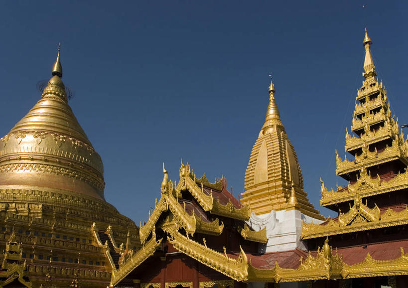 无人,寺庙,横图,室外,白天,仰视,旅游,度假,名胜古迹,标志建筑,地标,建筑,缅甸,亚洲,阴影,节日,遗迹,光线,影子,屋顶,顶棚,古迹,文化,文物,娱乐,建设,古建筑,蓝色,蓝天,天空,阳光,庙宇,天,祈祷,享受,休闲,健康,旅游胜地,放松,许愿,宗教,东南亚,佛教,信仰,晴朗,纪念,祈求,古文明,万里无云,蒲甘,缅甸联邦,释教,曼德勒省,平安,晴空,晴空万里,彩图,低角度拍摄,庙,寺