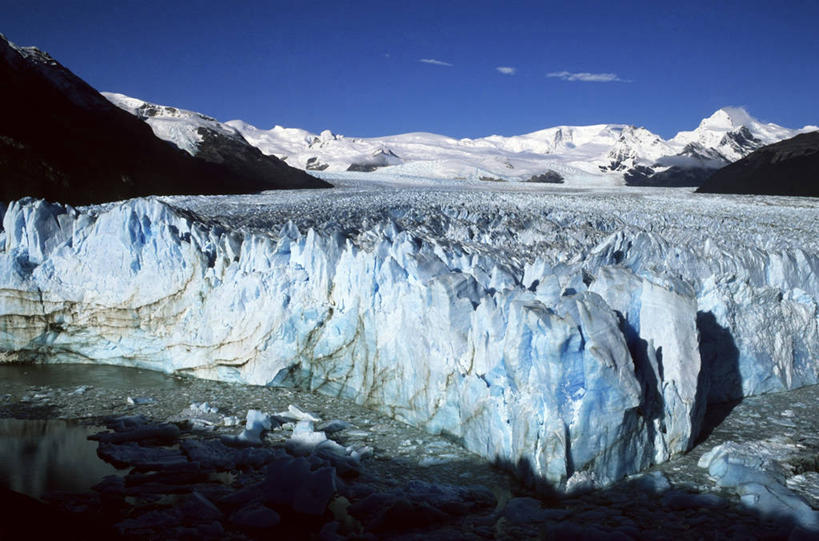 无人,公园,横图,室外,白天,正面,旅游,度假,冰山,美景,山,阿根廷,阴影,光线,影子,冰,景观,泥土,山峰,土壤,云,云朵,山峦,云彩,娱乐,冰川,蓝色,白云,蓝天,天空,阳光,自然,天,享受,休闲,景色,南美,放松,寒冷,晴朗,冰冷,南美洲,国家公园,拉丁美洲,自然风光,美洲,冰河,冰川国家公园,亚美利加洲,严寒,南亚美利加洲,冰凉,酷寒,凛冽,凛凛,极冷,阿根廷共和国,圣克鲁斯省,晴空,彩图