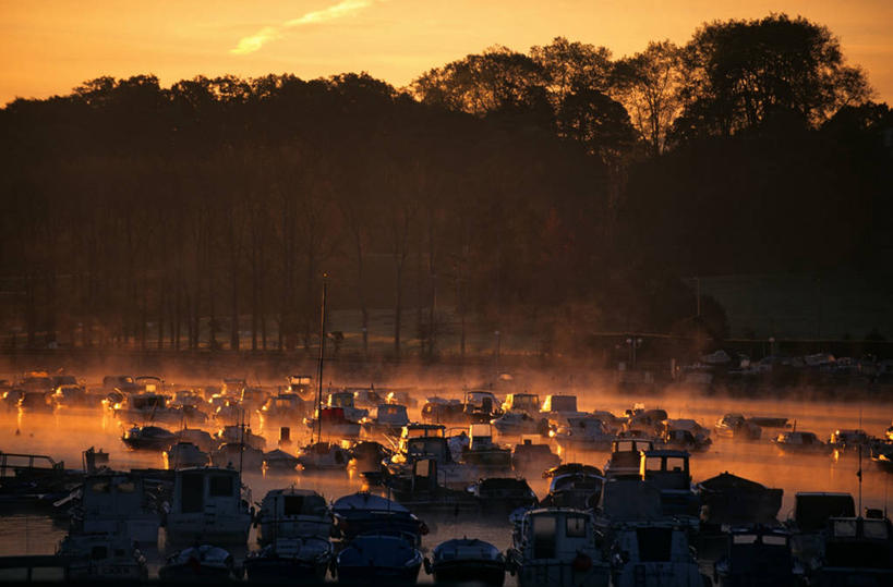 无人,横图,室外,白天,正面,旅游,度假,草地,草坪,河流,美景,日落,水,植物,雾,轮船,船,法国,欧洲,许多,波纹,飞溅,朦胧,模糊,溅,液体,河水,景观,水滴,水流,晚霞,霞光,落日,很多,背光,娱乐,水珠,草,树,树木,排列,绿色,水纹,自然,黄昏,船尾波,交通工具,波浪,享受,休闲,景色,彩霞,放松,生长,成长,迷雾,西欧,喷洒,法兰西,自然风光,载具,逆光,法兰西共和国,阿基坦,法兰西第五共和国,摆列,夕照,薄暮,亚魁当,阿基坦大区,大雾,夕阳,彩图,傍晚,巴约讷,比利牛斯.大西洋省,圣让德吕,布列,分列,斜阳