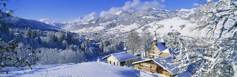 无人,家,横图,全景,俯视,室外,白天,旅游,度假,美景,森林,山,树林,天际线,雪,雪山,植物,大雪,法国,欧洲,阴影,光线,影子,房屋,屋顶,屋子,冰,积雪,景观,山峰,雪景,云,云朵,冬季,冬天,山峦,云彩,顶棚,娱乐,楼房,住宅,树,树木,蓝色,绿色,白云,蓝天,天空,阳光,自然,天,享受,休闲,景色,放松,寒冷,生长,晴朗,成长,冰冷,西欧,法兰西,自然风光,法兰西共和国,法兰西第五共和国,严寒,冰凉,酷寒,凛冽,凛凛,极冷,上萨瓦省,上萨瓦,梅杰夫,晴空,彩图,高角度拍摄,房子,罗讷.阿尔卑斯,罗讷.阿尔卑斯大区