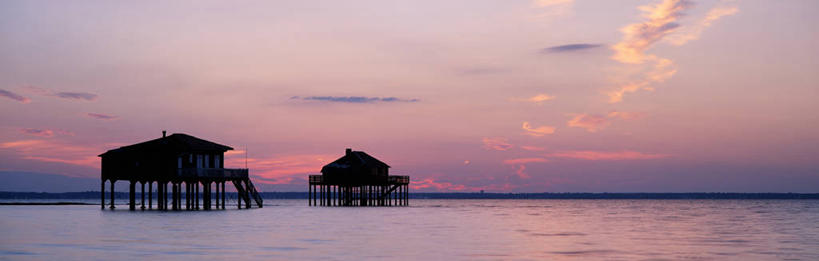 无人,家,木屋,横图,全景,室外,白天,正面,旅游,度假,美景,日落,沙滩,天际线,法国,欧洲,沙子,屋顶,海岸,景观,晚霞,霞光,落日,沙地,顶棚,娱乐,架子,住宅,两个,自然,黄昏,享受,休闲,景色,彩霞,放松,支撑,固定,西欧,法兰西,自然风光,法兰西共和国,阿基坦,法兰西第五共和国,夕照,薄暮,亚魁当,吉伦特省,阿基坦大区,吉伦特,海滩,夕阳,彩图,傍晚,茅舍,茅屋,棚屋,小木屋,小屋,斜阳,塞斯塔