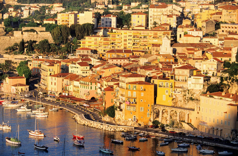 帆船,无人,家,横图,俯视,航拍,室外,白天,度假,海浪,海洋,美景,植物,城市风光,城市,船,法国,欧洲,阴影,光线,影子,房屋,屋子,景观,浪花,公寓,娱乐,洋房,楼房,住宅,树,树木,绿色,阳光,自然,海水,交通工具,享受,休闲,景色,放松,生长,成长,西欧,鸟瞰,法兰西,载具,海景,维勒弗朗什,法兰西共和国,法兰西第五共和国,普罗旺斯.阿尔卑斯.蓝色海岸,普罗旺斯.阿尔卑斯.蓝色海岸大区,上阿尔卑斯省,大海,风浪,海,海水的波动,近岸浪,涌浪,彩图,高角度拍摄,房子