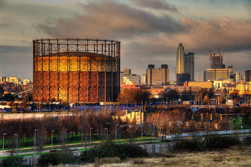 无人,横图,室外,天际线,道路,路,摩天大楼,公路,英国,云,交通,首都,黄昏,摄影,格林威治,进展,煤气厂,马路,彩图