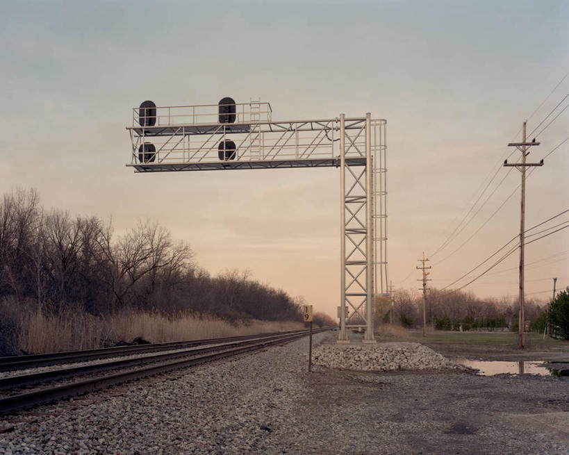 无人,横图,室外,路,铁路,美国,地形,冬天,红绿灯,轨道,交通,铁轨,黄昏,运输,摄影,宁静,北美,北美洲,国王,美洲,北亚美利加洲,亚美利加洲,密歇根,密歇根州,貂熊州,狼獾之州,狼獾州,罗马国王,彩图,美利坚合众国,罗慕路斯,电力线