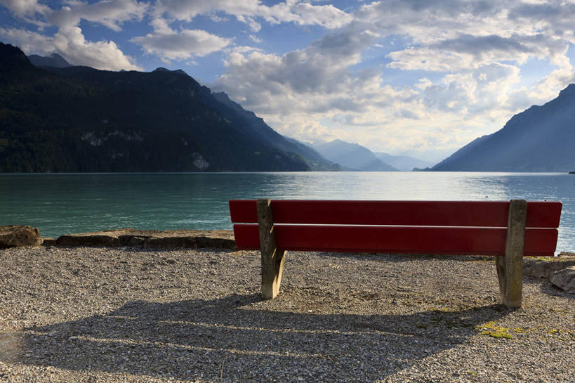 无人,横图,室外,白天,湖,美景,山脉,日光,瑞士,反射,长椅,地形,景观,云,首都,伯尔尼,风景,自然,景色,摄影,宁静,自然风光,阿尔卑斯山脉,彩图,布里恩茨