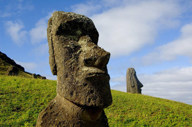 无人,横图,室外,白天,山,复活节岛,智利,雕像,草,南美,摄影,南美洲,拉丁美洲,美洲,复活节岛石像,波利尼西亚,摩艾石像,亚美利加洲,南亚美利加洲,复活岛,智利共和国,古代文明,摩艾像,一致,美术工艺,波利尼西亚群岛,岩石,彩图,复活节岛人像,赫布亚岛,拉帕努伊岛,毛埃石像,摩阿仪,摩埃石像,莫阿伊,帕赛兰,伊斯特岛