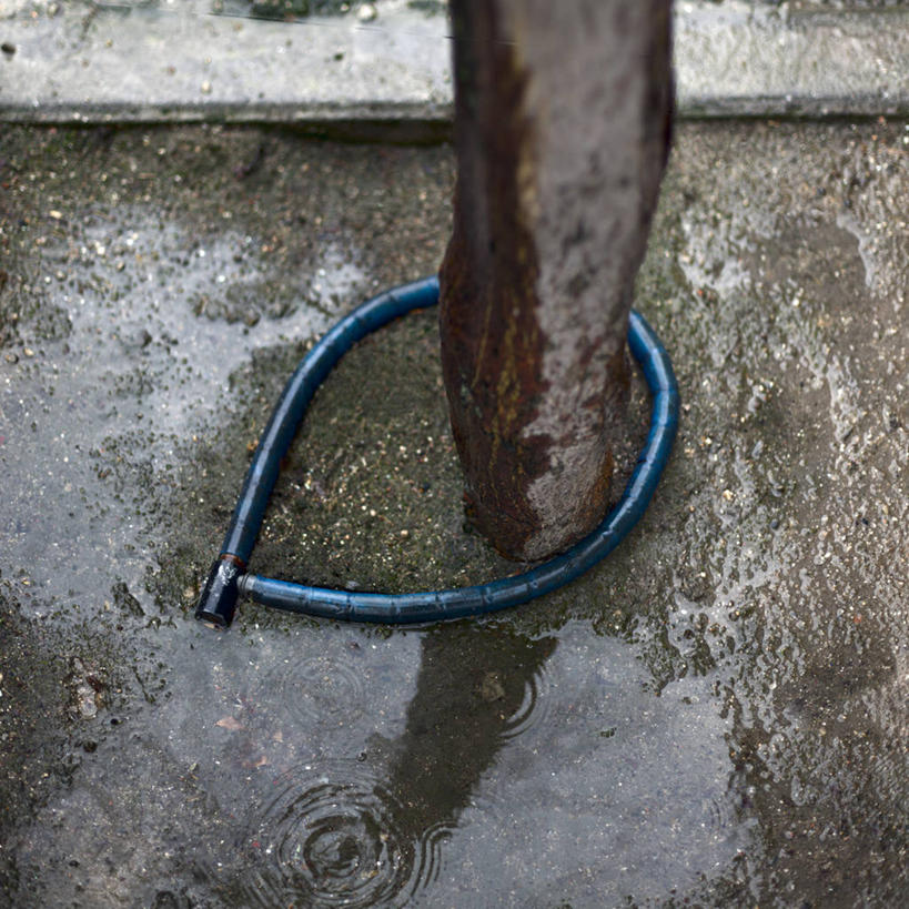 无人,方图,俯视,室外,白天,安全,西班牙,废弃,首都,树干,马德里,摄影,报废,废物,迷路,丢弃,放弃,抛弃,水坑,摈弃,彩图,高角度拍摄,屏弃,摈斥,摒除