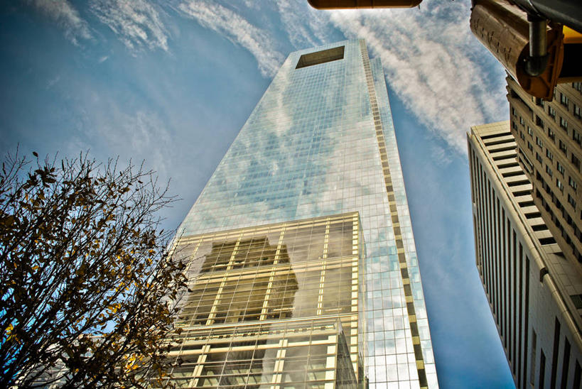 无人,横图,室外,白天,仰视,城市,建筑,摩天大楼,美国,反射,云,现代,天空,摄影,树梢,彩图,低角度拍摄