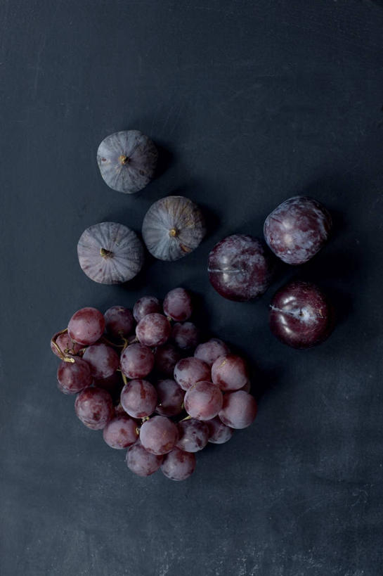 无人,竖图,俯视,室内,特写,李子,葡萄,静物,德国,串,饮食,摄影,多样,清新,健康食物,彩图,高角度拍摄