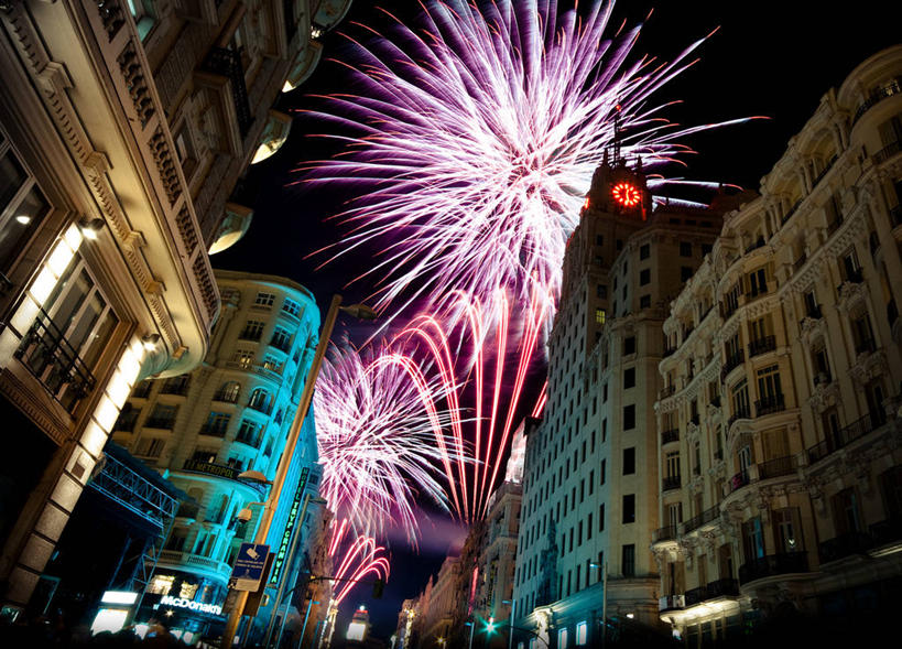 无人,横图,室外,夜晚,仰视,城市,建筑,西班牙,庆祝,首都,马德里,摄影,照亮,彩图,低角度拍摄