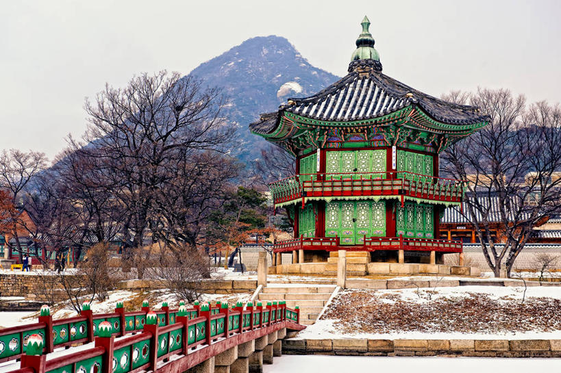 无人,宫殿,横图,室外,白天,山,山脉,雪,建筑,景福宫,首尔,韩国,桥,首都,联系,天空,寒冷,摄影,皇室,彩图