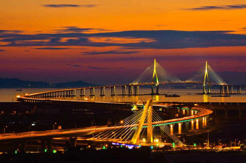 无人,横图,室外,海洋,日落,城市,建筑,韩国,反射,云,斜拉桥,联系,天空,夏天,摄影,照亮,发展,彩图