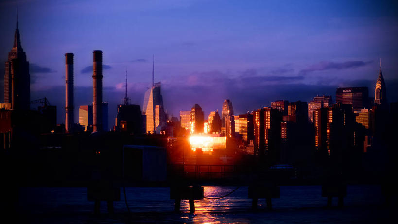 无人,横图,室外,日落,天际线,城市,建筑,摩天大楼,纽约,美国,反射,塔,摄影,照亮,发展,纽约州,彩图,东河