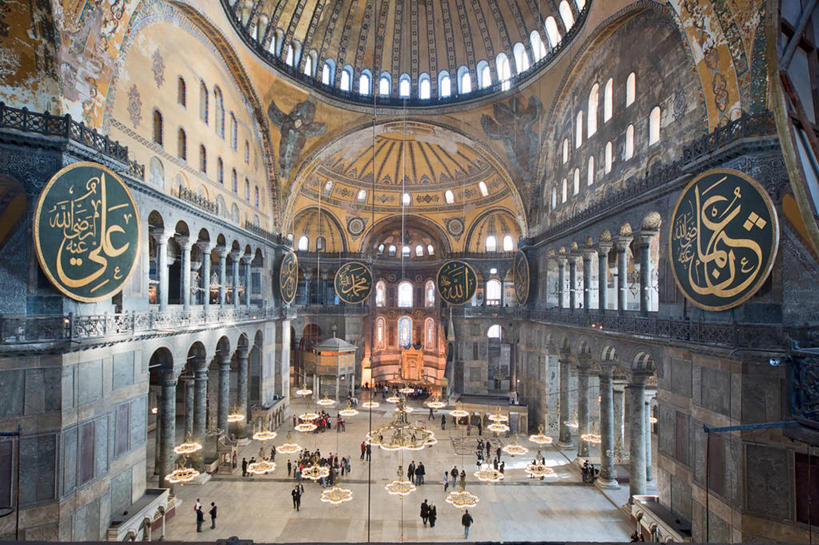 横图,室内,白天,建筑,欧洲,标志,文字,字符,字母,历史,标识,地标建筑,摄影,宗教,照亮,伊斯兰教,圆顶建筑,素檀阿梅特区,伊斯坦布尔,彩图,圣索菲亚大教堂