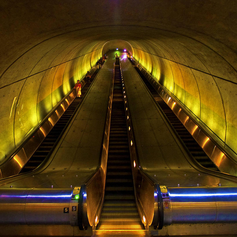 无人,方图,室内,仰视,楼梯,建筑,美国,光线,电动扶梯,光芒,首都,联系,现代,陡峭,摄影,照亮,便利,华盛顿特区,彩图,低角度拍摄