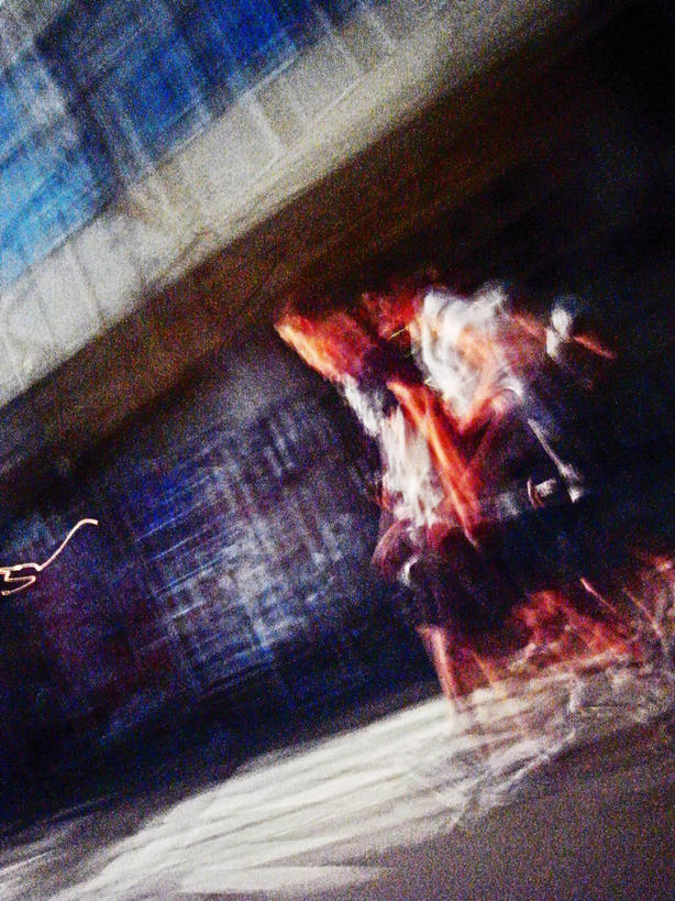 两个人,竖图,室外,白天,运动模糊,长时间曝光,街道,东京,日本,日本文化,首都,摄影,秋叶原,步行,彩图