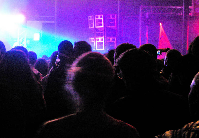 横图,室内,夜晚,运动模糊,夜生活,激光,英国,朦胧,模糊,光束,首都,许多人,一群人,俱乐部,摄影,照亮,享乐,夜总会,群众,彩图,舞蹈