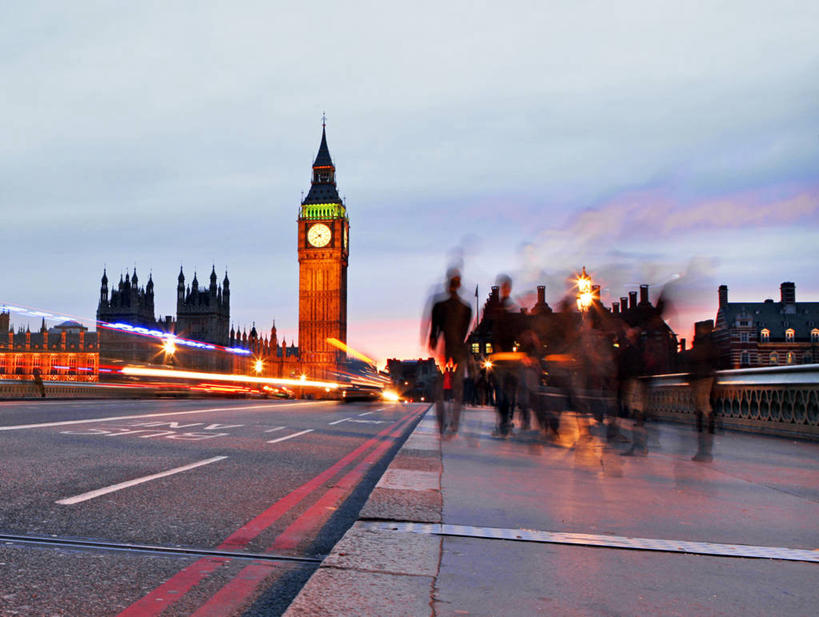 横图,室外,运动模糊,长时间曝光,城市,建筑,路,英国,云,红绿灯,塔,首都,钟塔,黄昏,摄影,迅速,照亮,政府大楼,英国文化,威斯敏斯特桥,彩图