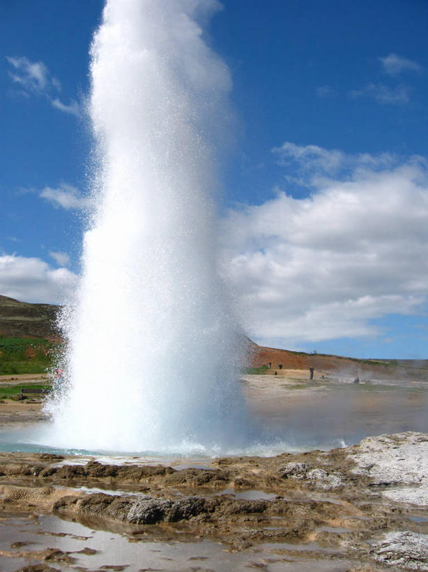 竖图,室外,白天,爆炸,水,温泉,冰岛,云,首都,天空,自然,摄影,泥,间歇泉,雷克雅未克,地质学,彩图