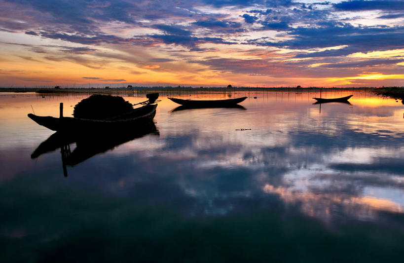 无人,横图,室外,日出,船,越南,停靠,反射,云,天空,自然,运输,摄影,宁静,停泊,剪影,潟湖,彩图,顺化,承天顺化