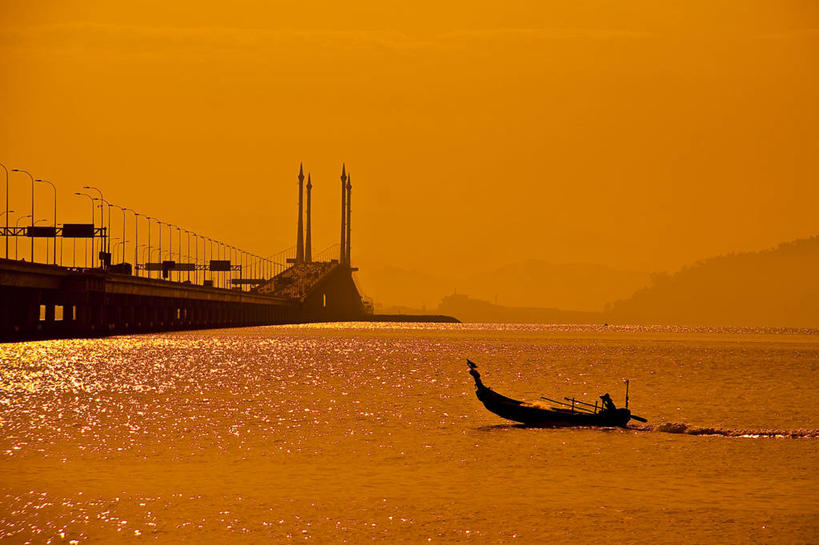 横图,室外,海洋,建筑,船,马来西亚,桥,联系,天空,自然,黄昏,橙色,运输,摄影,剪影,彩图,槟榔屿州